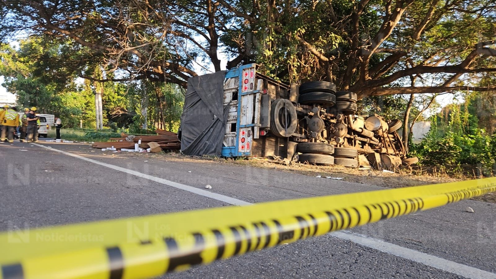 volcadura de camion en la maxipista culiacan mazatlan deja un fallecido
