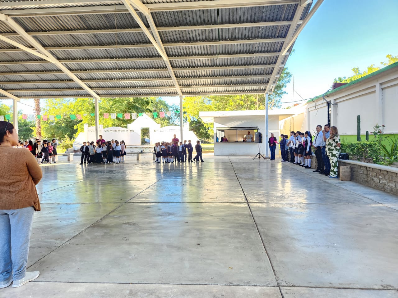 clases presenciales, la primaria Marcelino Velázquez Calleros, ubicada en la comunidad de Caimanero, Guasave, Sinaloa