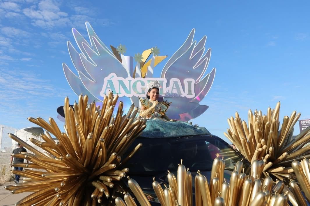 Ángela I brilla en la primera manifestación rumbo al Carnaval Internacional de Mazatlán, Sinaloa 2026