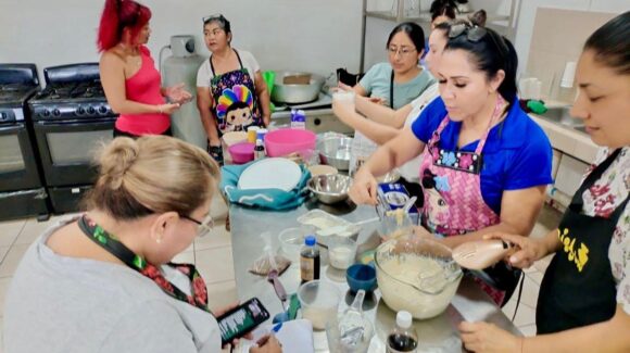 Se ponen navideños los Cecobis y Casa Hogar Municipal de Mazatlán, Sinaloa con diferentes cursos