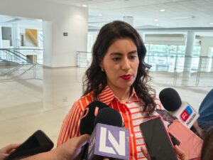 Ana Francis Chiquete secretaria de las Mujeres en Sinaloa