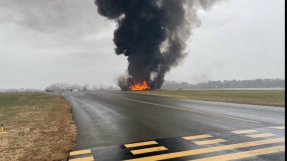 Avión se estrella en Carolina del Norte; investigan si Greg Biffle iba a bordo