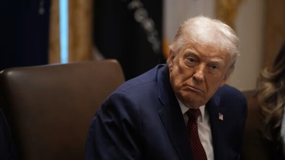 Trump extiende ultimátum a Irán sobre el estrecho de Ormuz