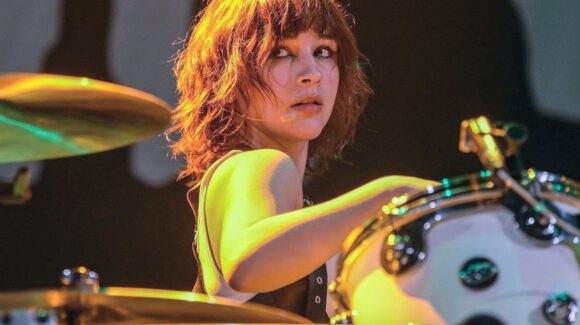 ¡Monterrey en alto! Paulina Villarreal, integrante de ‘The Warning’, es elegida como ‘Mejor Baterista de Rock del año 2025’
