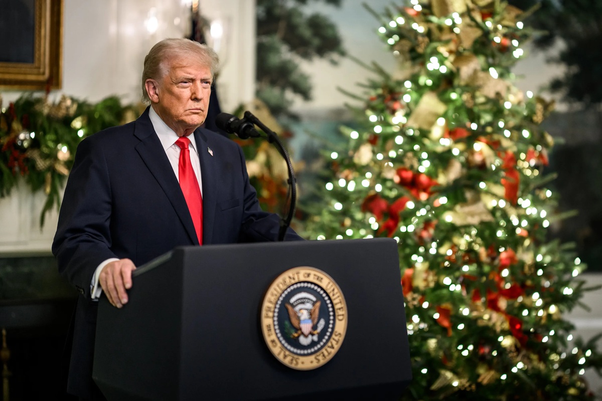 Trump planea detencion de 80 mil migrantes