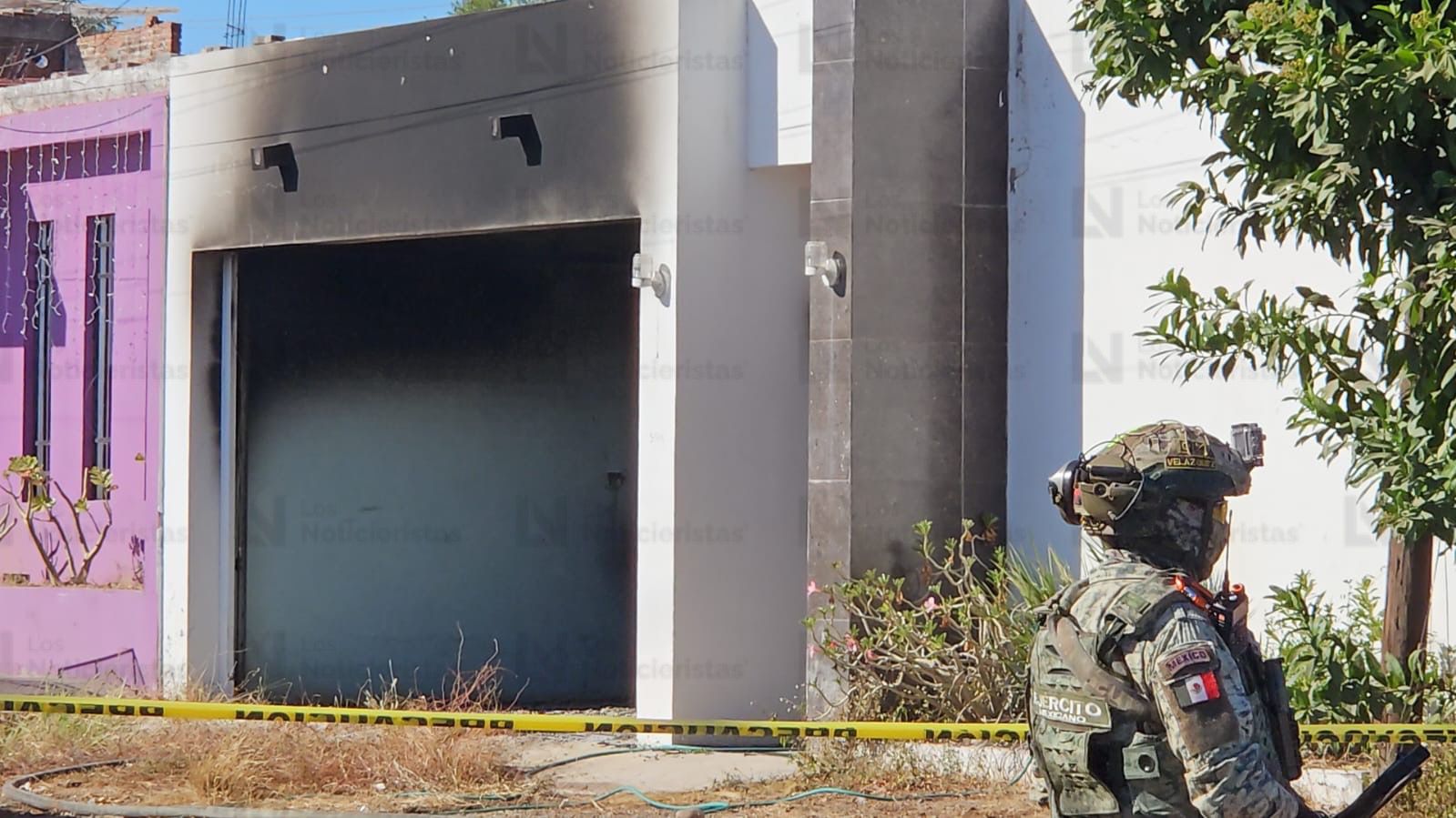 Vandalizan y queman casa y carro en la colonia Emiliano Zapata de culiacan