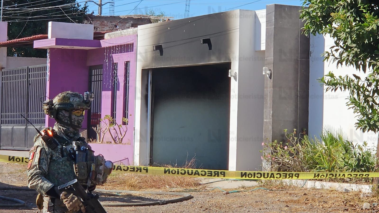Vandalizan y queman casa y carro en la colonia Emiliano Zapata de culiacan