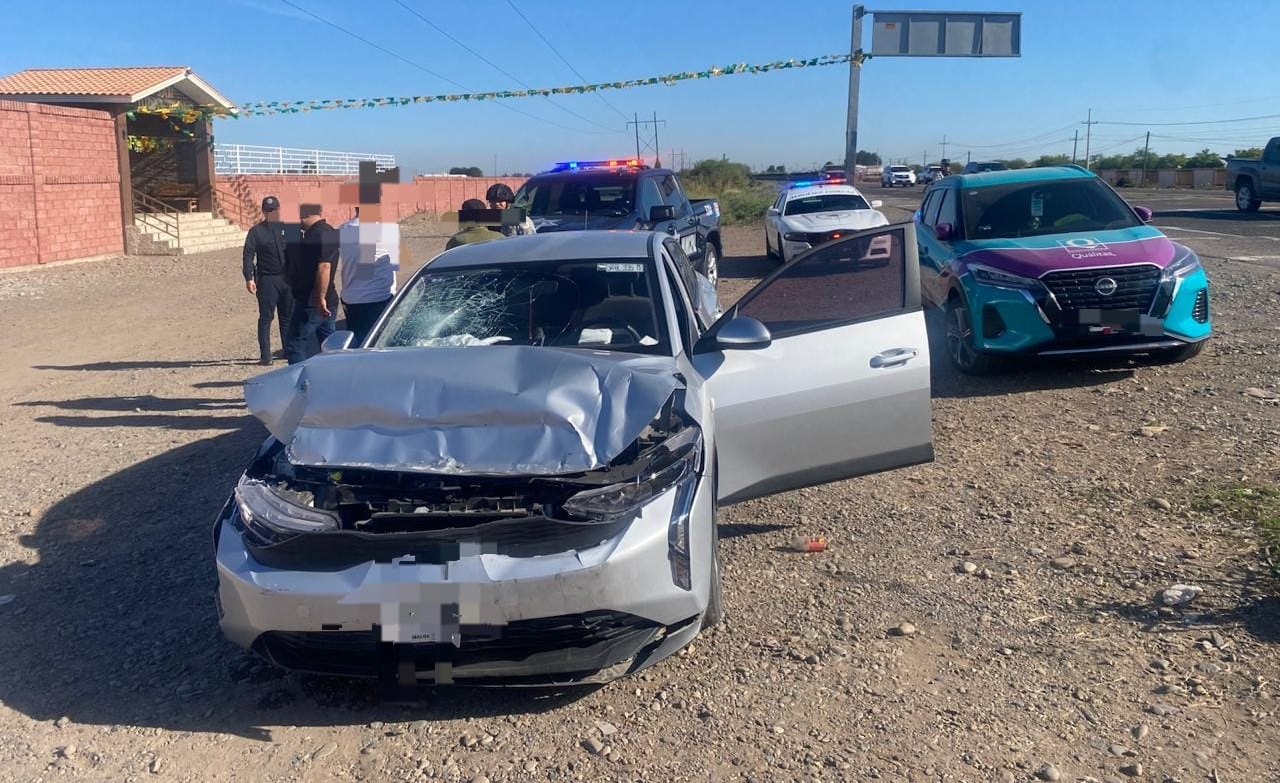 Adulta mayor y su nieta resultan heridas en choque en Guasave
