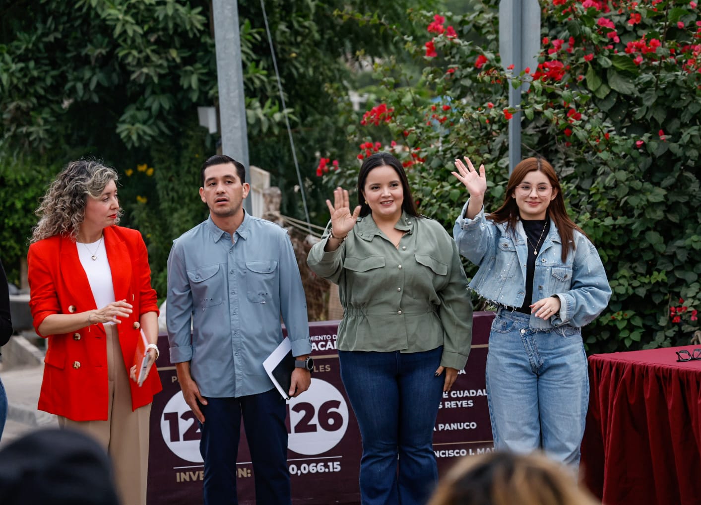 Alcalde de Culiacán entrega pavimentación de calles en la colonia Francisco I. Madero