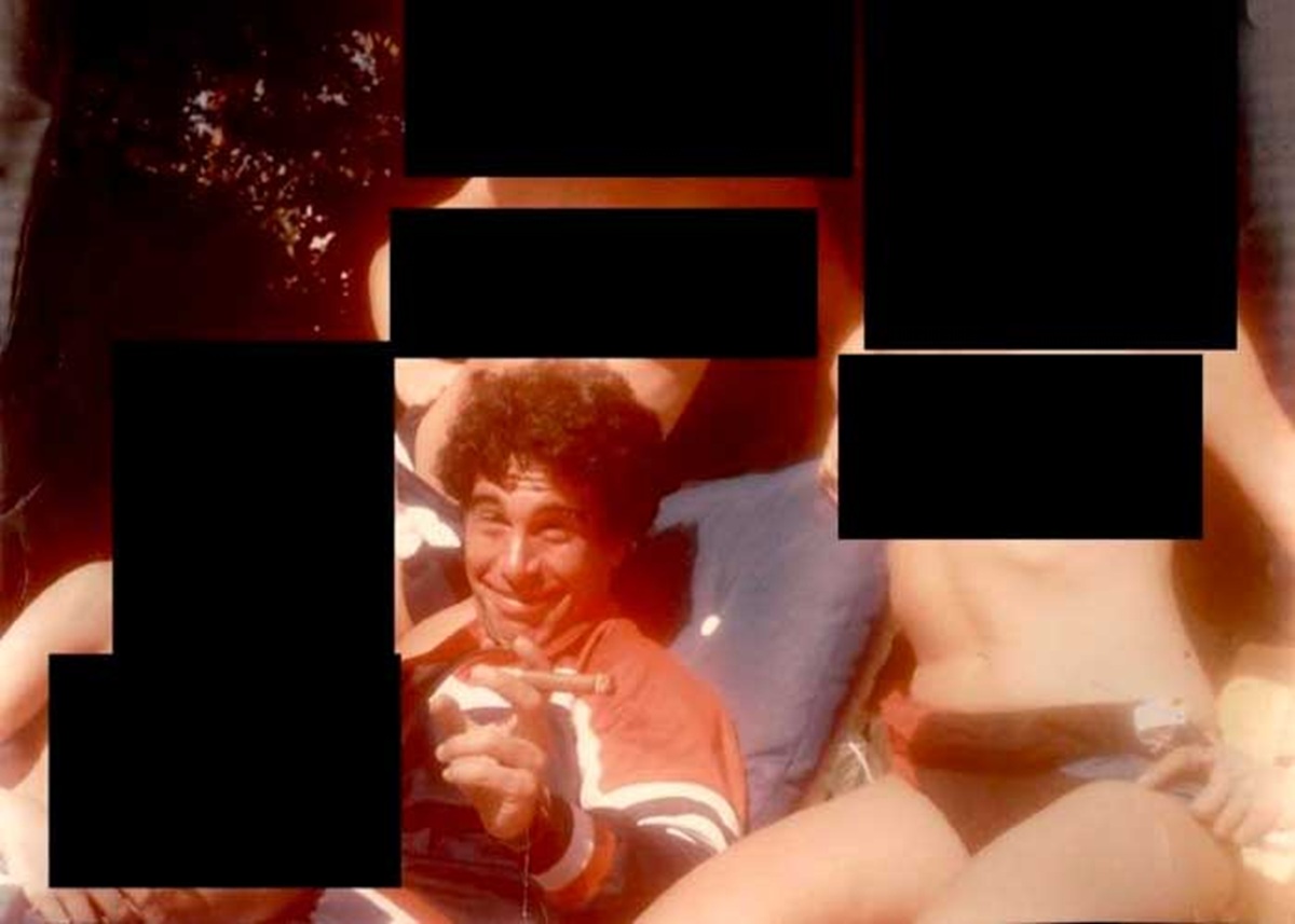 Fotos del expediente de Jeffrey Epstein