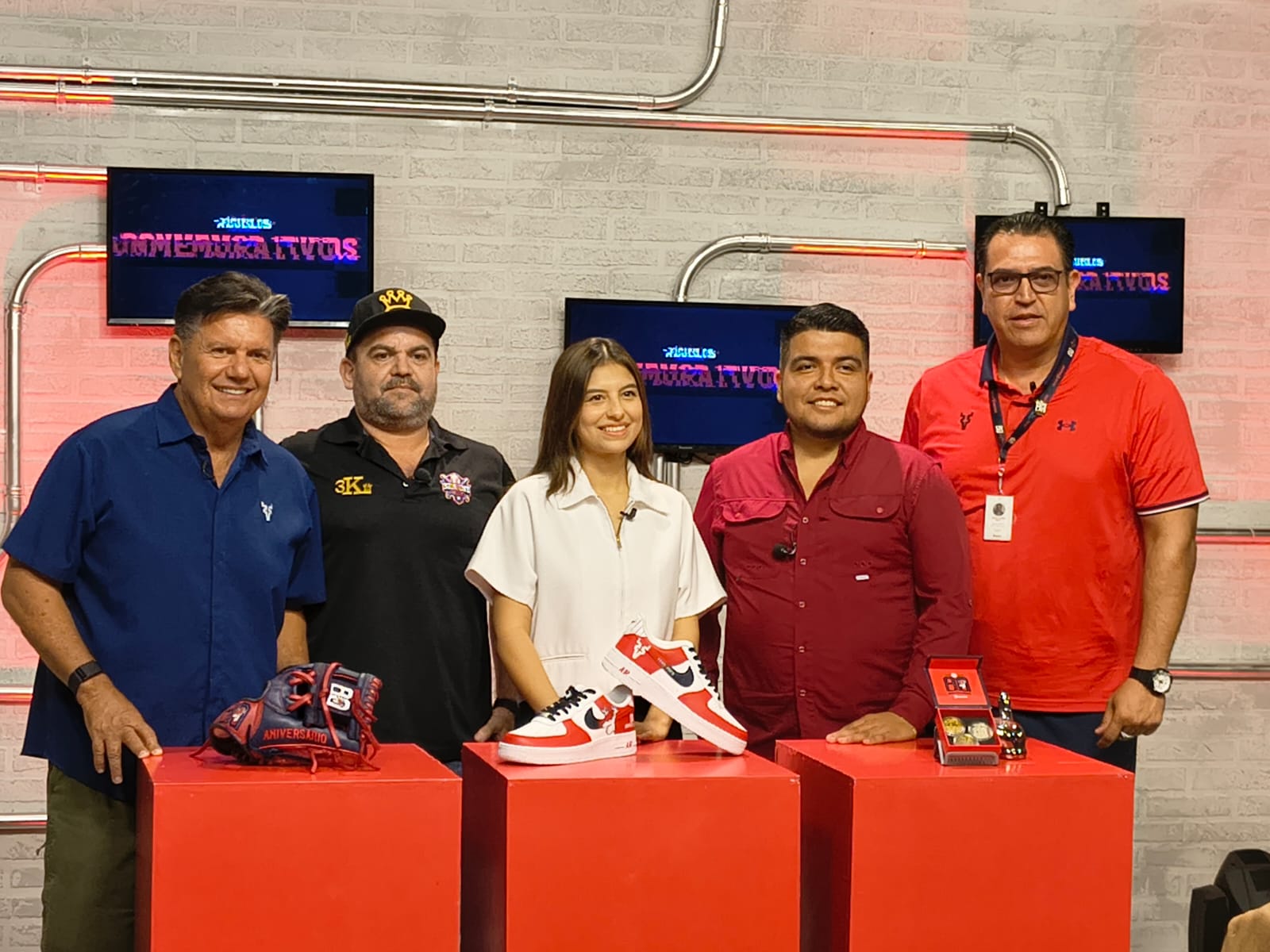 artículos conmemorativos del 80 aniversario de venados Mazatlán