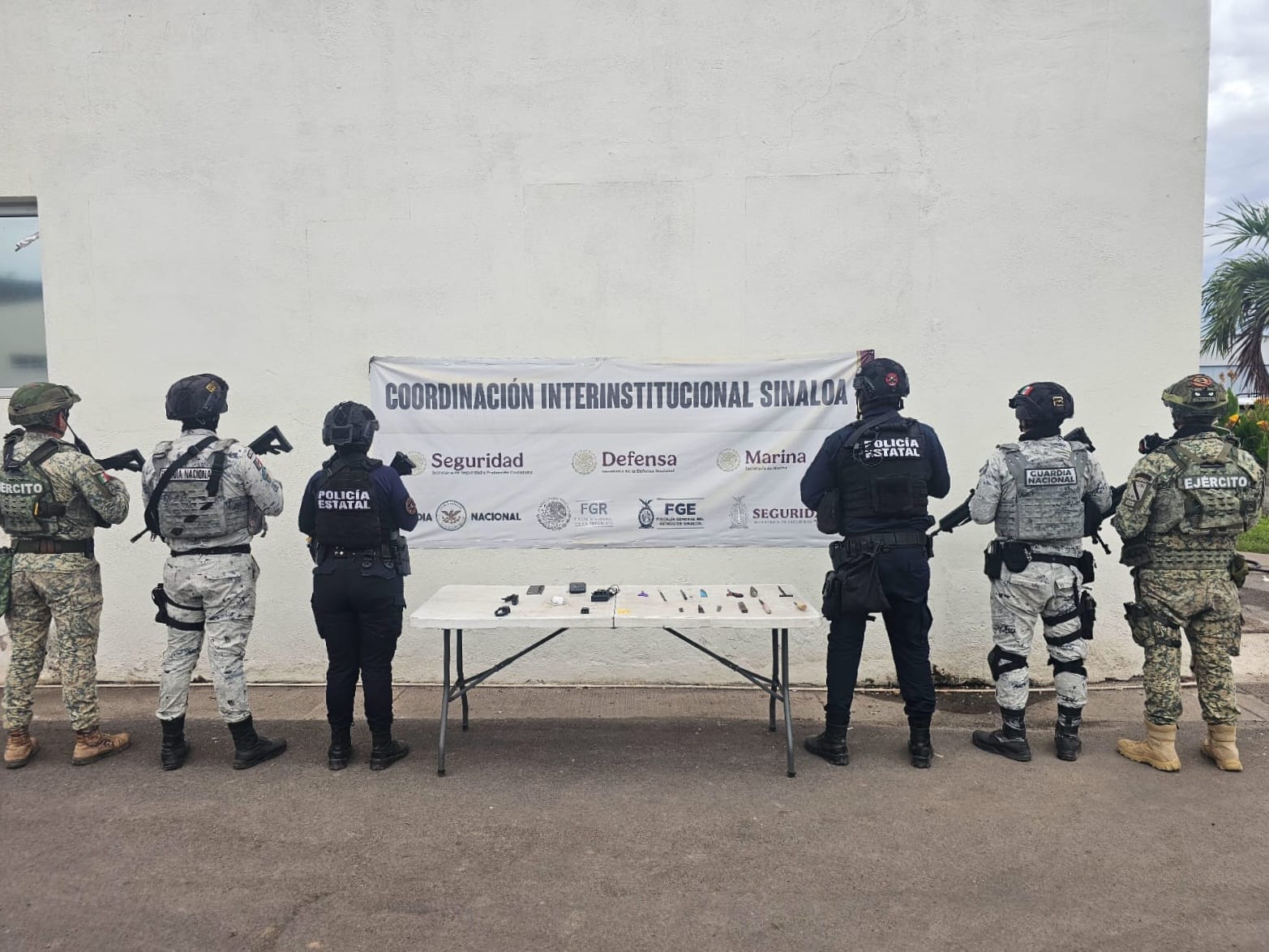 Revisan dos módulos del penal Aguaruto en Culiacán