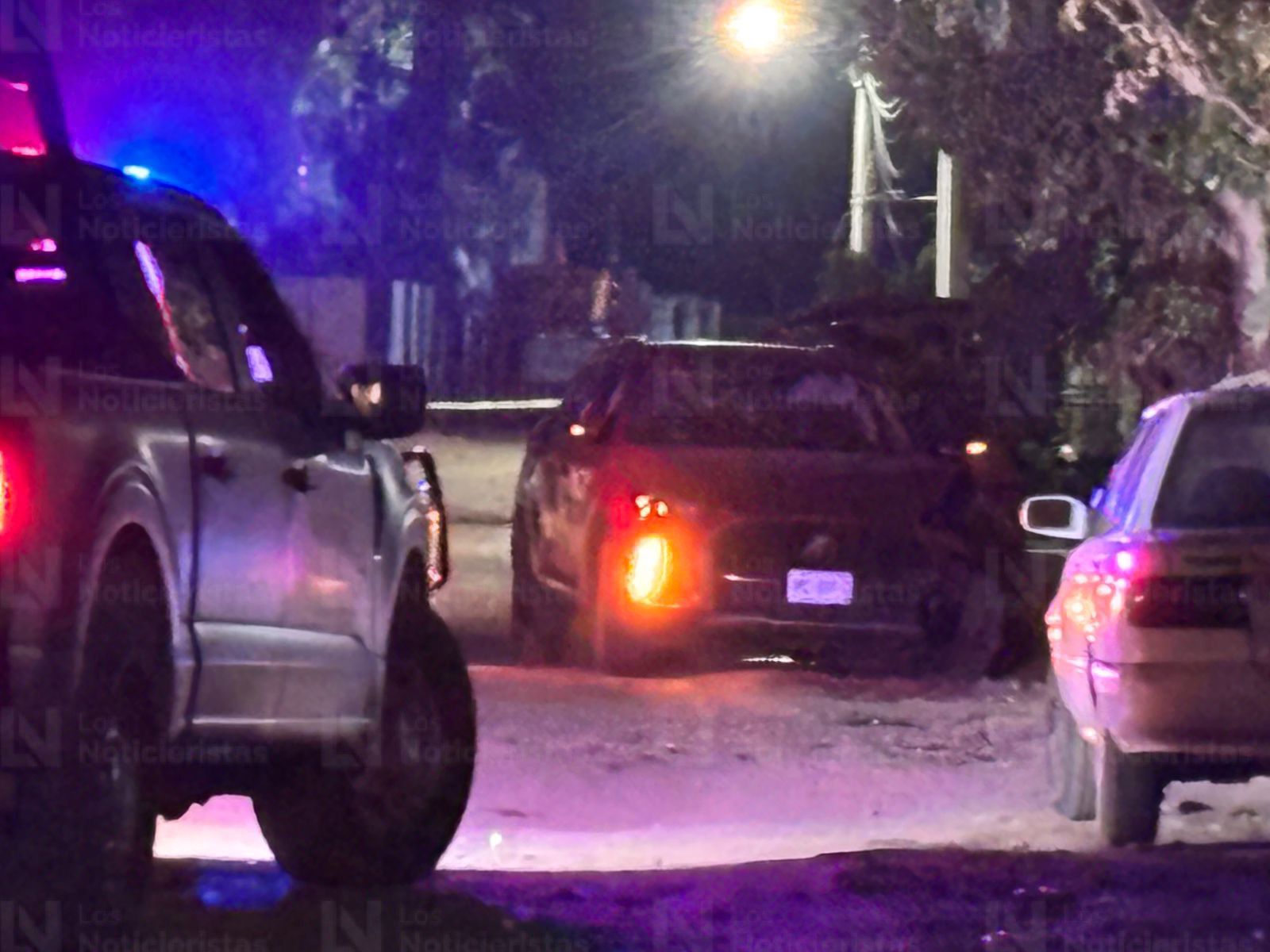 Tras persecución, aseguran camioneta baleada en campo El Diez, en Culiacán