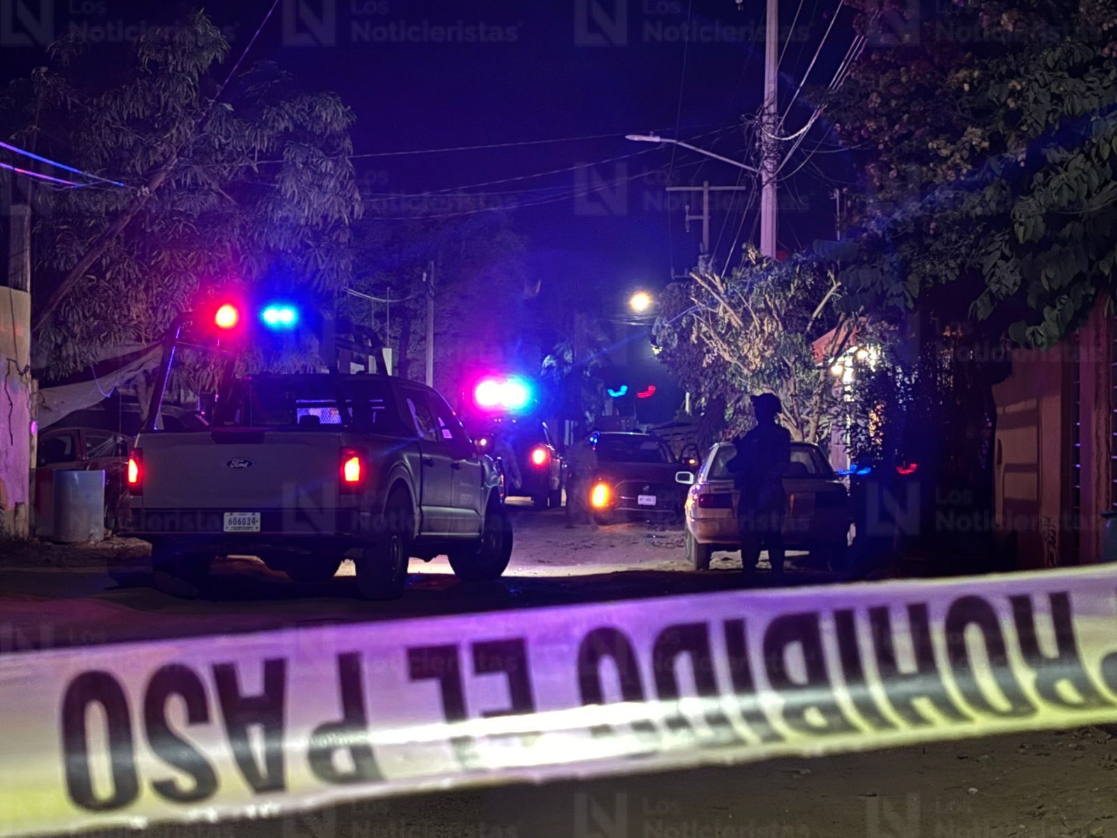 Tras persecución, aseguran camioneta baleada en campo El Diez, en Culiacán