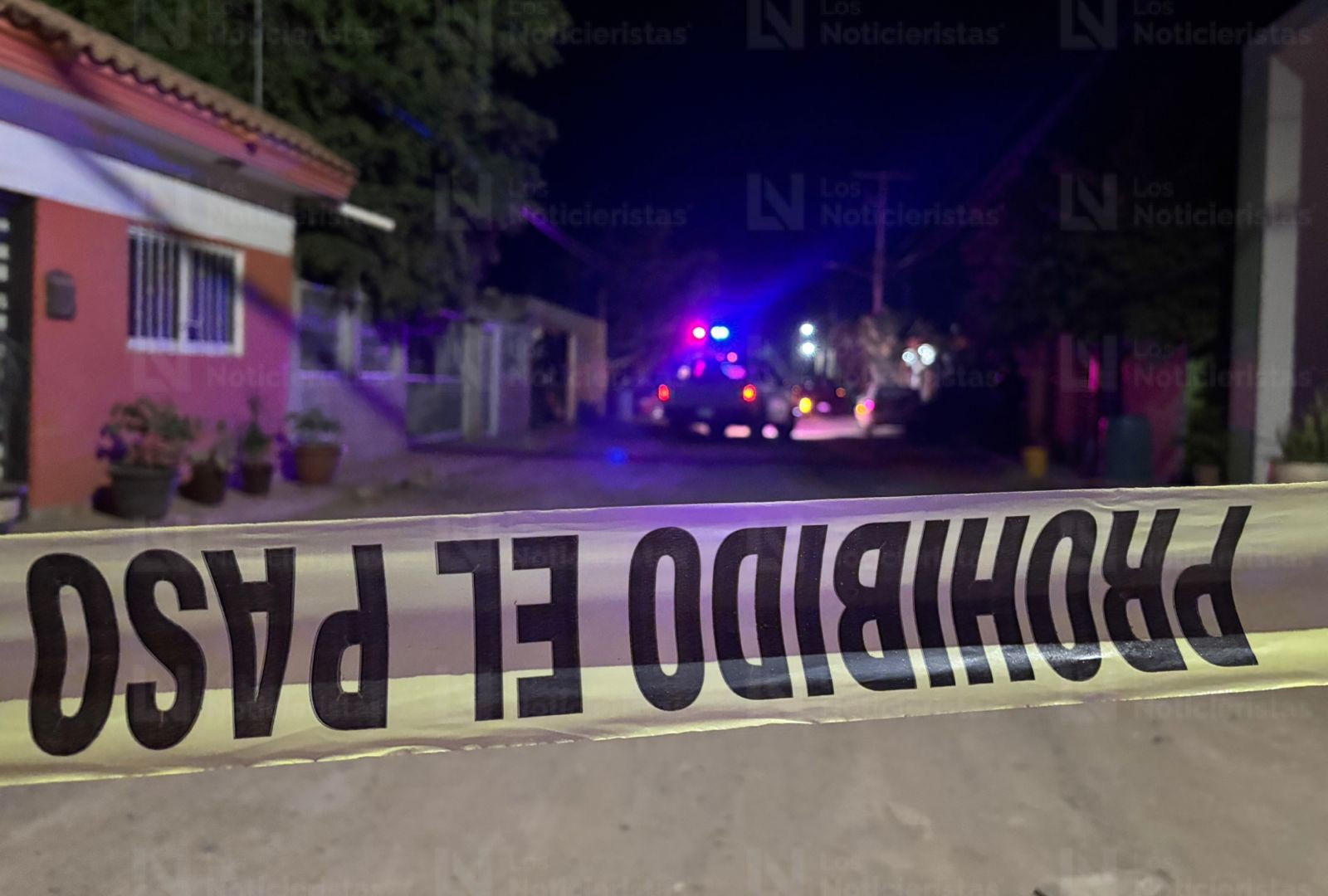 Tras persecución, aseguran camioneta baleada en campo El Diez, en Culiacán