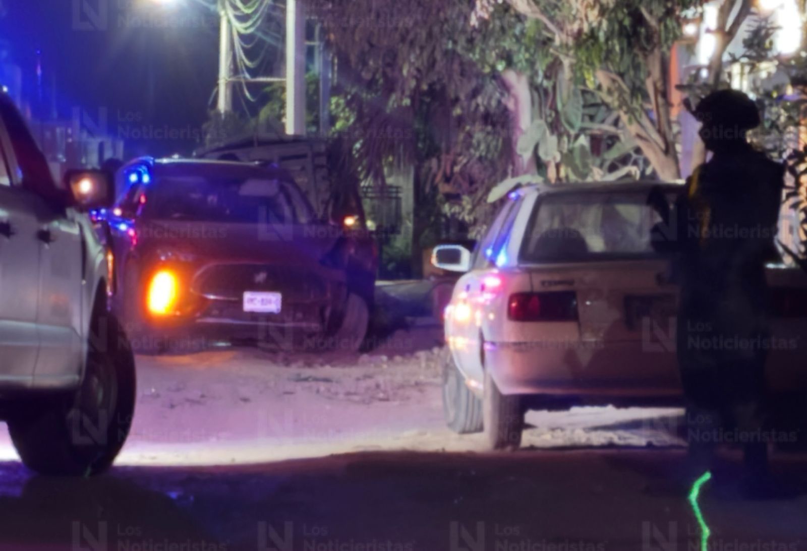 Tras persecución, aseguran camioneta baleada en campo El Diez, en Culiacán