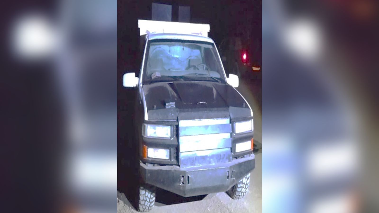 localizan vehiculo con blindaje artesanal y armas en operativo en san ignacio