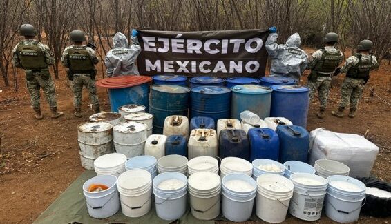Aseguran laboratorio de droga sintética en Mocorito; decomisan más de 170 kilos de metanfetamina