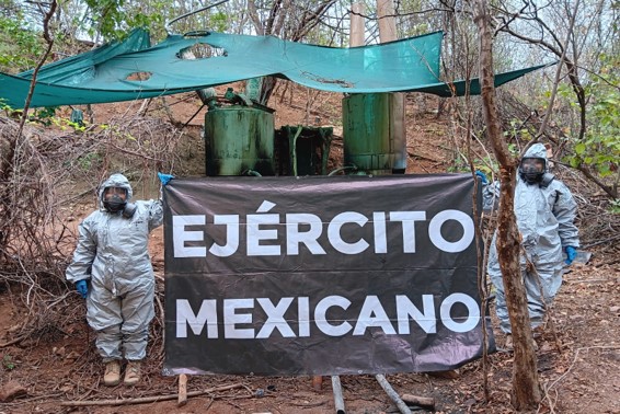 Aseguran laboratorio de droga sintética en Mocorito, Sinaloa