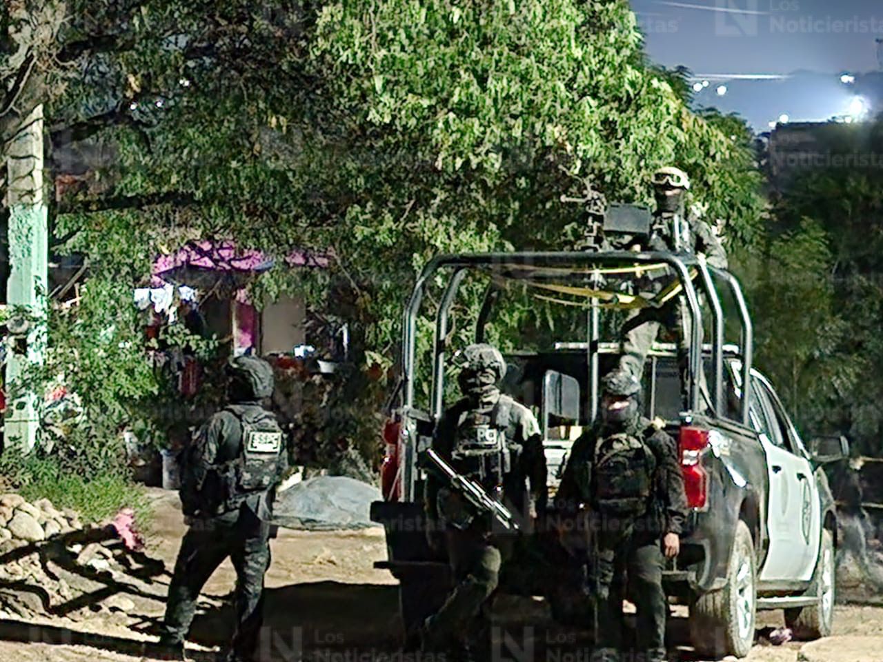 Asesinan a dos hombres en diferentes calles de El Mirador, Culiacán, Sin.