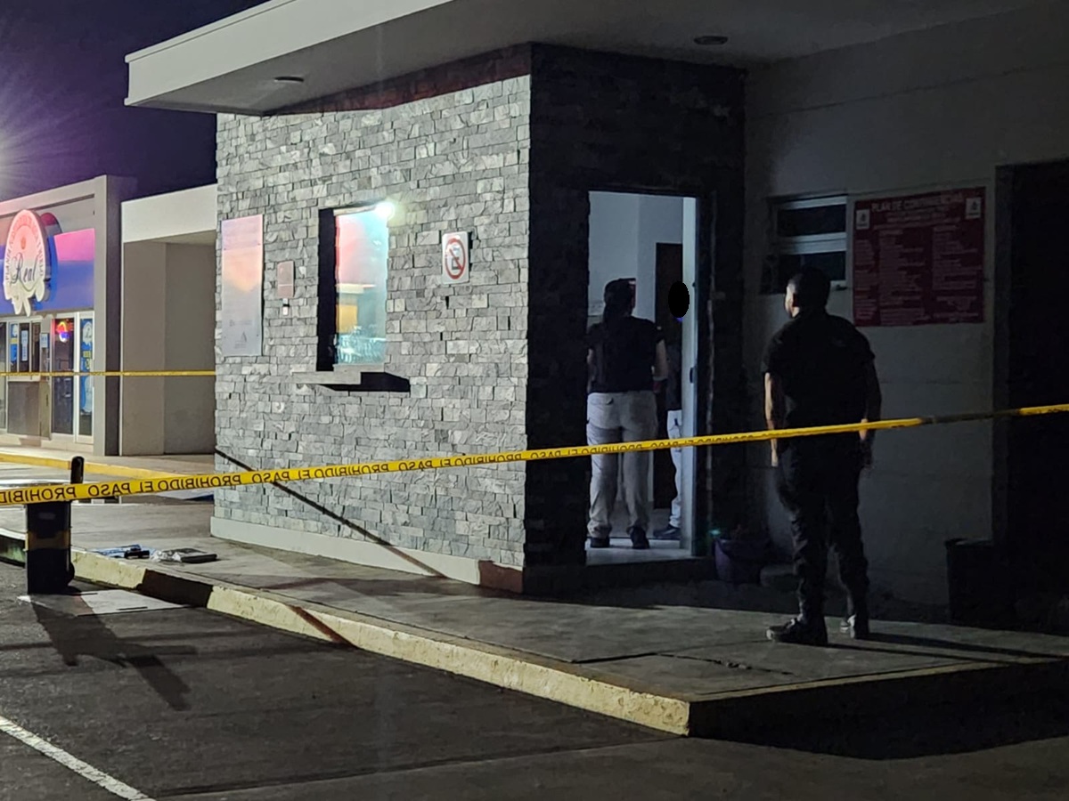 Asesinan a hombre en oficinas de gasolinera en Mezquitita, en Imala, en Culiacán