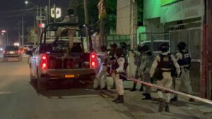 Atacan a balazos restaurante de sushis en Culiacán