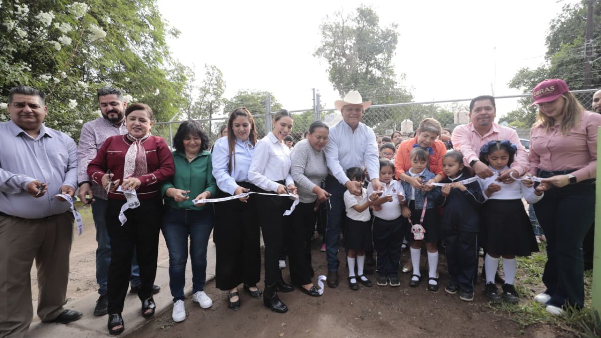 atiende en guasave sinaloa solicitudes de foros ciudadanos evento