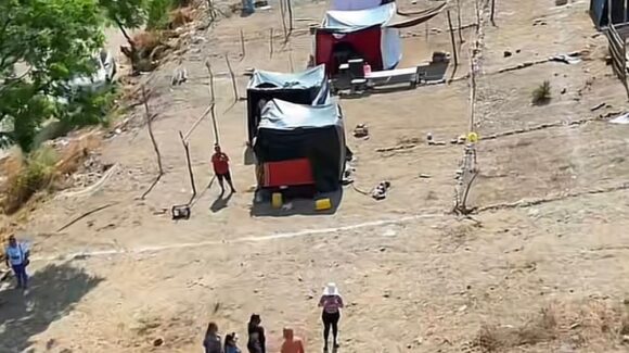 Ya se colocó una cerca perimetral en la escuela que había sido invadida da en Culiacán: SEPyC