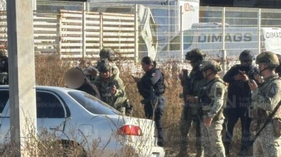 ¡Hay un camión con impactos! Balacera en el sector Feria Ganadera de Culiacán, Sinaloa deja un detenido y un herido