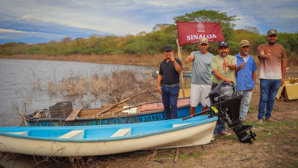 benefician con motores y panga a cooperativa de la presa las higueras el rosario sinaloa