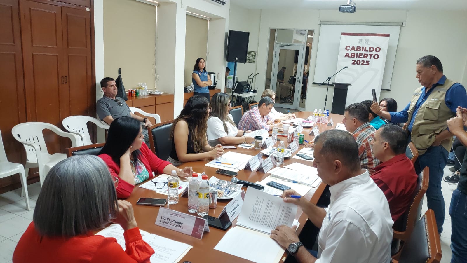 Cabildo Abierto en Salvador Alvarado