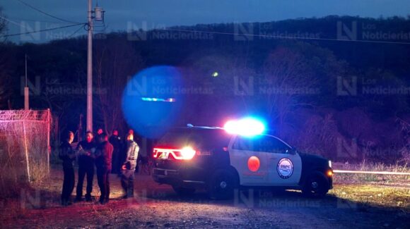 Con la cara tapada y amarrada las manos localizan ejecutado a un hombre en un monte del sector Santa Fe de Culiacán, Sinaloa