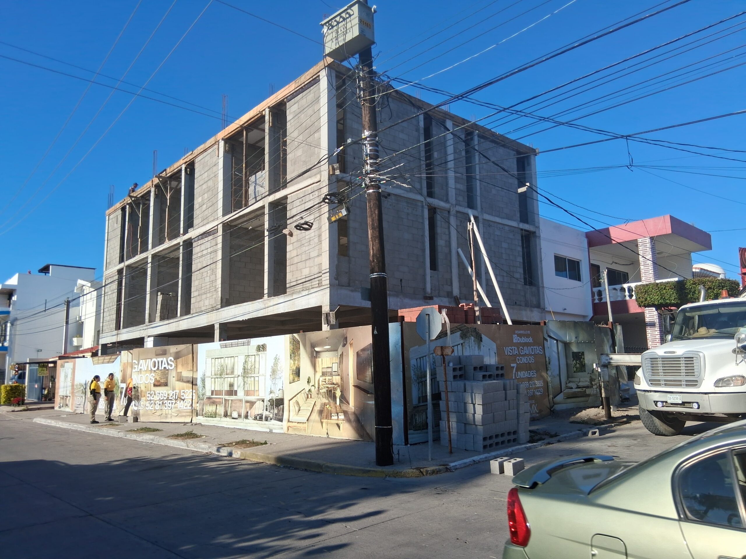 Trabajador cae de obra en construcción en Mazatlán