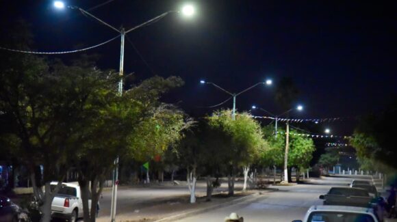 ¡Se acabó la oscuridad! Avenidas y colonias de Los Mochis tendrán nuevas luminarias antes de concluir este año