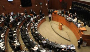 Morena modifica reforma tras críticas por sanciones a memes y parodias
