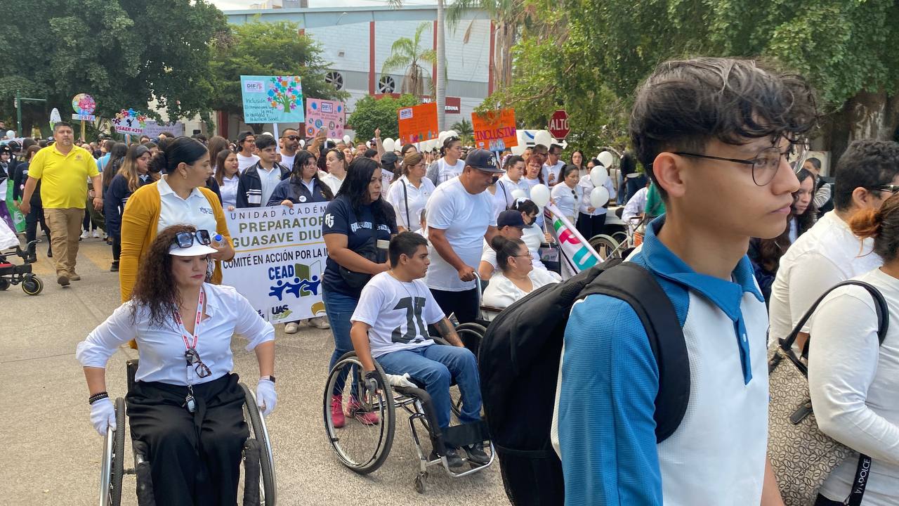 DIF Guasave realiza una caminata por el Día Internacional de las Personas con Discapacidad