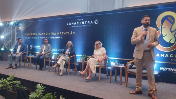 Canacintra Mazatlán, Sinaloa reúne en panel a tres grupos empresariales longevos para celebrar su 80 Aniversario