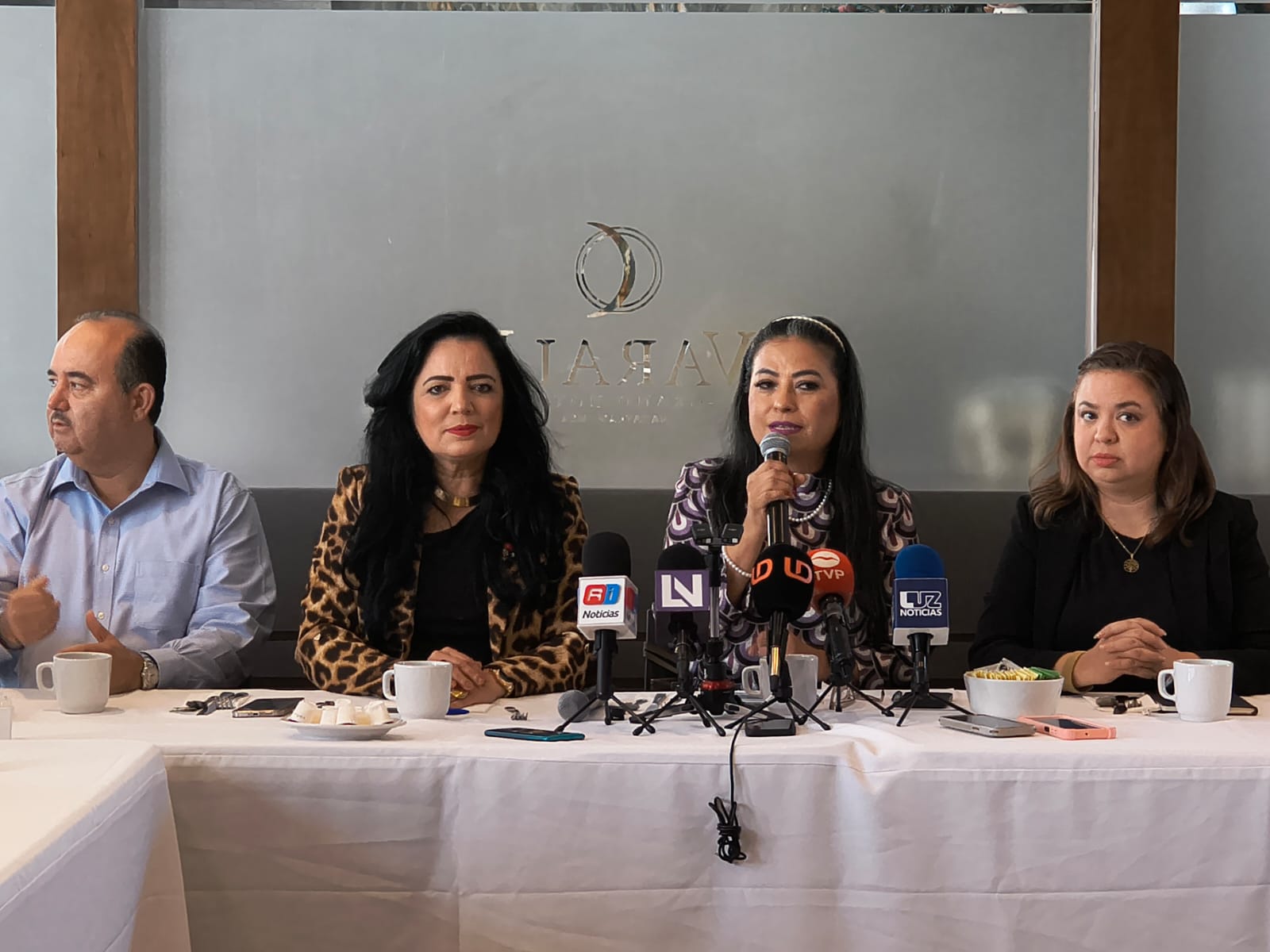 Canaco Servytur Mazatlán en conferencia de prensa