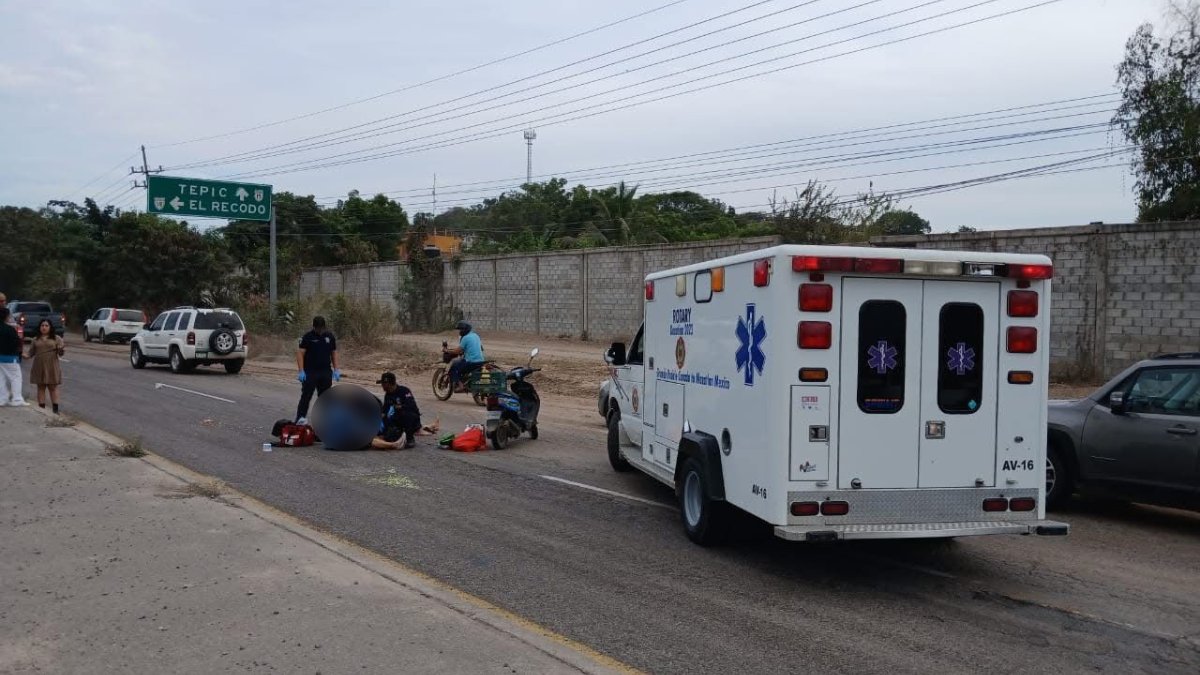 carambola volcadura y salida de camino en mazatlan sinaloa