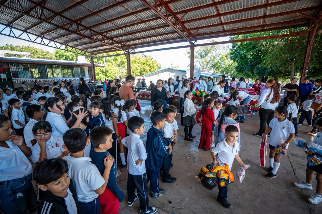 Caravana Navideña de DIF Sinaloa