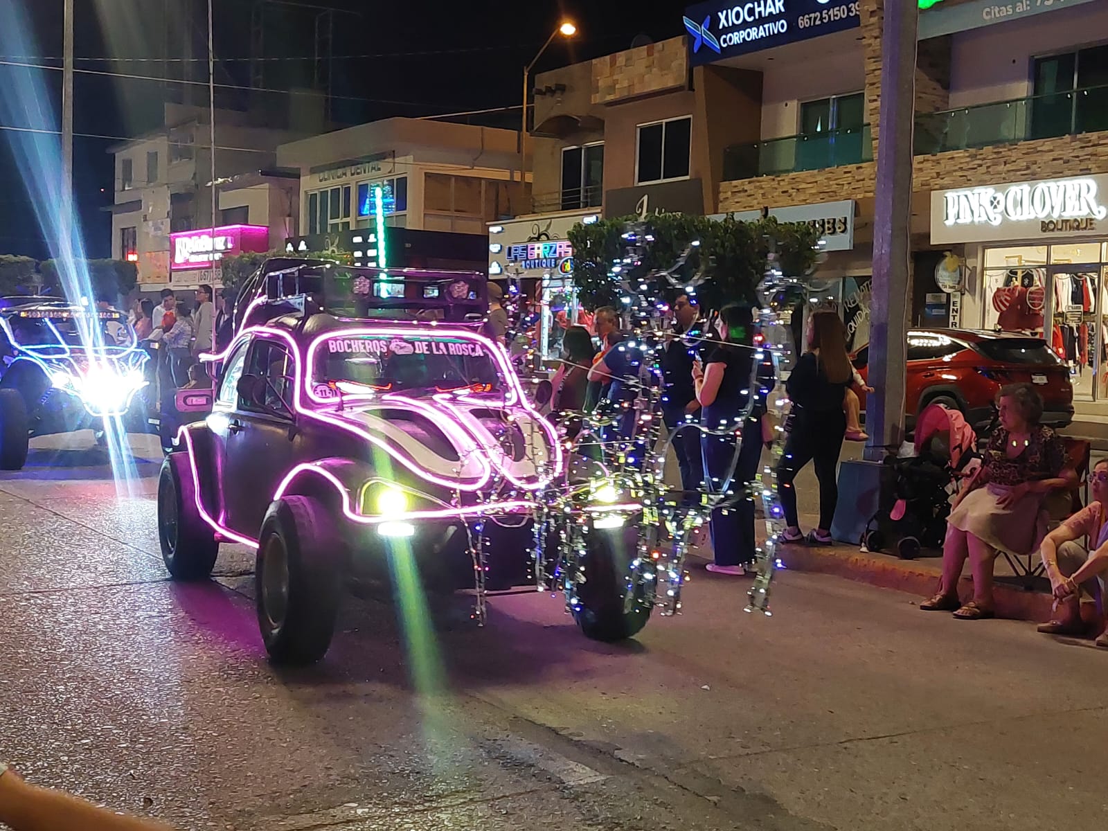 Caravana Navideña en Guamúchil