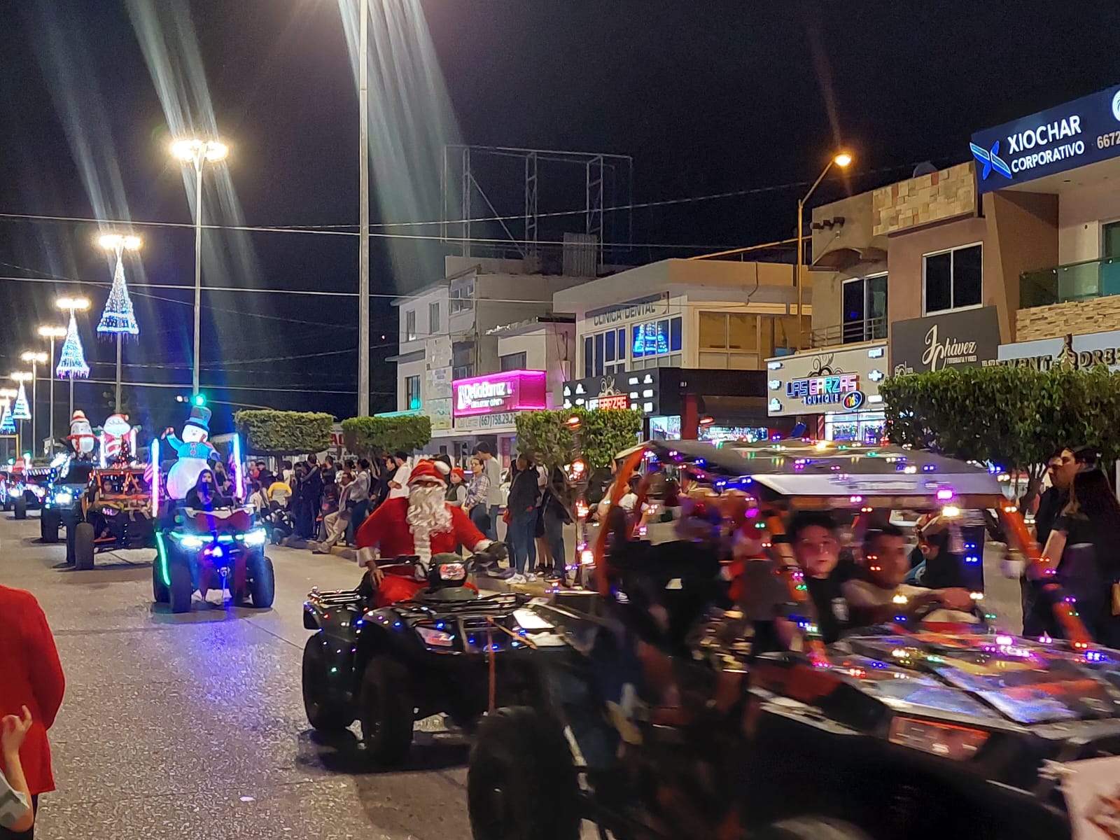 Caravana Navideña en Guamúchil