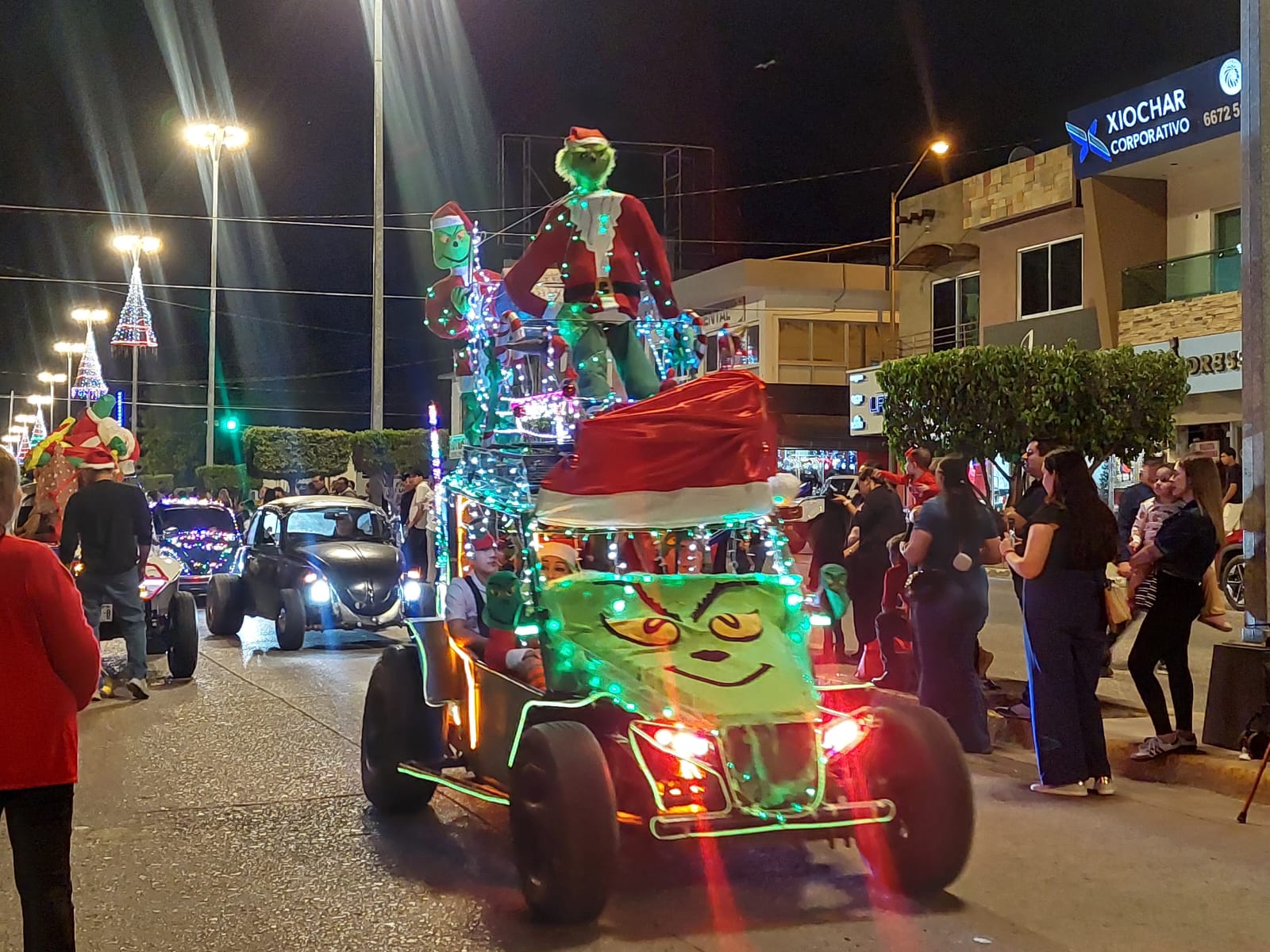 Caravana Navideña en Guamúchil