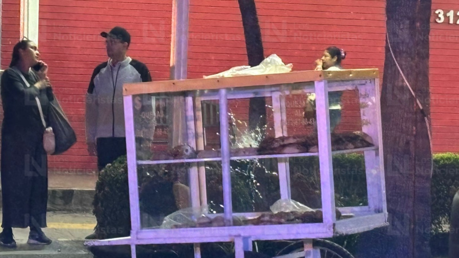 Carrito de pan resulta dañado tras ataque a balazos al Casino Flamingo, en Culiacán
