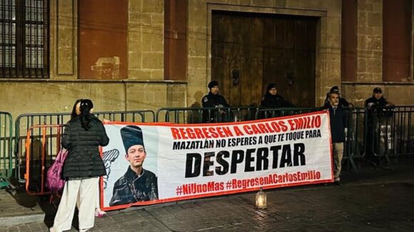 Caso Carlos Emilio escala a nivel nacional: Comisión Nacional de Búsqueda atrae la investigación tras protesta de su madre en Palacio Nacional