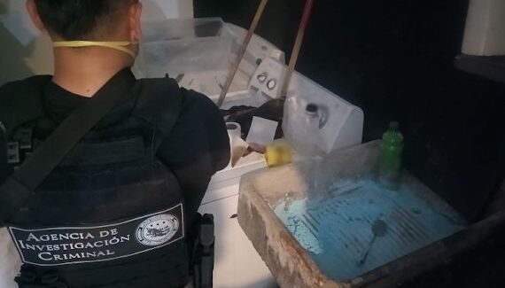 Catean domicilio dedicado a la venta de drogas, en Culiacán, Sinaloa; aseguran pastillas de fentanilo