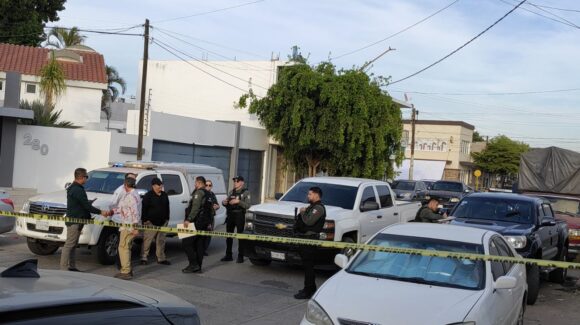 Fiscalía catea vivienda en Guasave, Sinaloa, por desaparición del activista Jesús Guadalupe