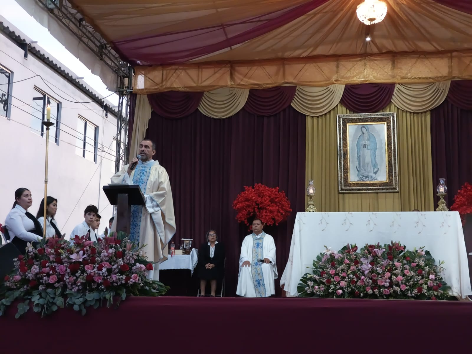 Celebración del Día de la Virgen en Guamúchil, Sinaloa