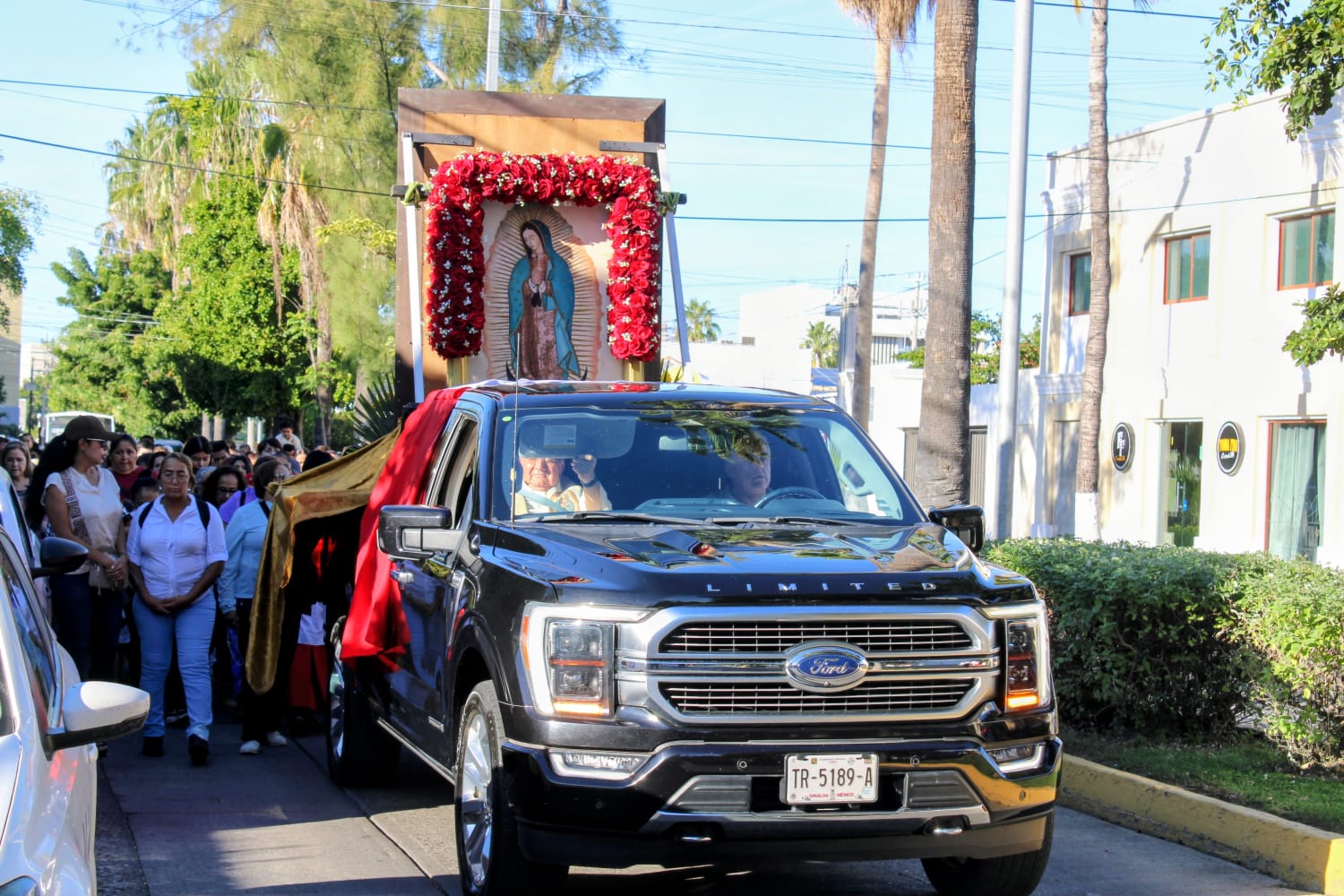 Celebración por el Día de la Virgen en Mazatlán, Sinaloa