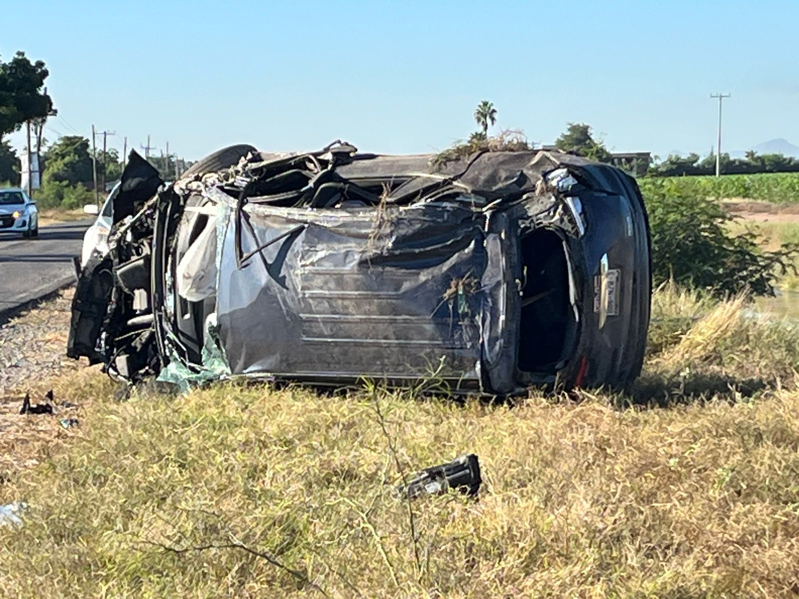 choque entre camioneta y camion de jornaleros